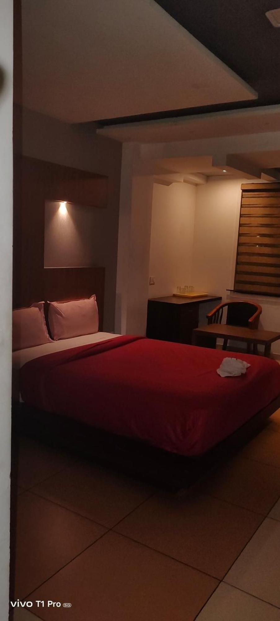 Hotel Al Amana Tower Kondotty المظهر الخارجي الصورة